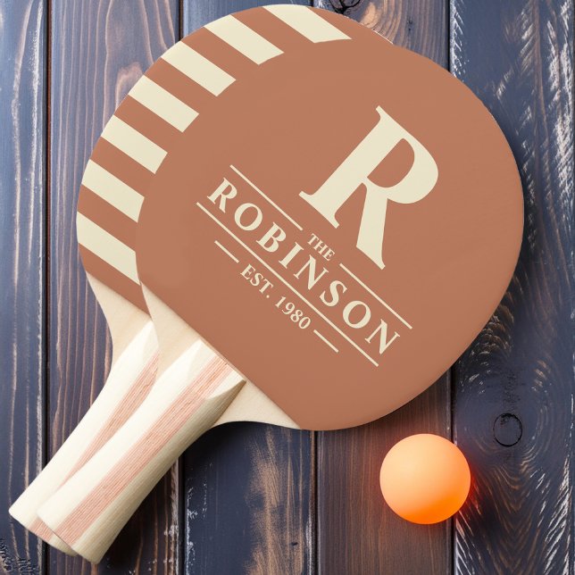 Raquete De Ping Pong Nome da família e Rosa inicial polo pálido (Criador carregado)