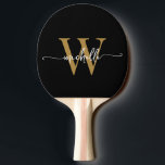 Raquete De Ping Pong Nome do Script Monograma Personalizado Ouro Preto<br><div class="desc">Raquete de Ping Pong personalizada com monograma inicial em preto e dourado com nome e assinatura em letra cursiva feminina. Este design apresenta seu primeiro nome em uma linda tipografia de letra manuscrita com cauda swash (ou caligrafia) com monograma inicial em dourado e branco sobre preto. São fáceis de personalizar....</div>