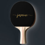 Raquete De Ping Pong Nome Personalizado Moderno em Script de Ouro Preto<br><div class="desc">Raquete de Ping Pong personalizada com monograma feminino preto e dourado. Estes desenhos apresentam seu primeiro nome em uma linda tipografia de assinatura com estilo de letra manuscrita com cauda ornamentada (ou caligrafia) em preto e dourado. São fáceis de personalizar. Ótimo presente feminino e elegante para aquecimento de casa, casamento,...</div>