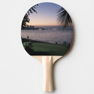 Raquete De Ping Pong Pattaya Beach Sunset... Chonburi, Tailândia
