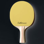 Raquete De Ping Pong Pino do Pino Amarelo Suave de Cor da Tendência<br><div class="desc">Apresentando a cor da primavera da tendência: Amarelo Suave. Este remo de pingue-pongue moderno e na moda, com um nome personalizável em uma fonte bonita de aspecto manuscrito, adiciona um pop de cor ao seu jogo. Seu design simples e limpo em uma cor sólida oferece um apelo de eterno, perfeito...</div>