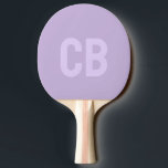 Raquete De Ping Pong Pino do Pino do Ping Violeta Suave de Cor de Tendê<br><div class="desc">Apresentando a cor de primavera da tendência: Violeta Suave. Este pântano de ping moderno e minimalista, com um simples monograma personalizável de duas letras com letra amarela clara, adiciona uma pop de cor ao seu jogo. Seu design simples e limpo em uma cor sólida oferece um apelo de eterno, perfeito...</div>