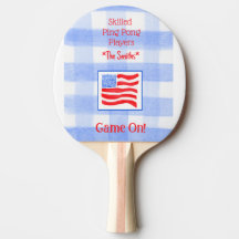Raque de Ping Pong com Xadrez Azul e Bandeira dos 