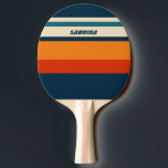 Raquete De Ping Pong Retro Personalizado<br><div class="desc">Aumente seu jogo de ping-pong com nossos Cartões Retro Personalizados de Jogar,  um acessório exclusivo que combina o encanto da vintagem com a personalização moderna. Apresentando um nome ou iniciais personalizáveis e uma paleta de cores retrorreflectoras do eterno.</div>
