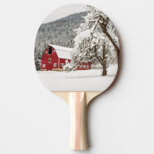 Raquete De Tênis De Mesa Neve fresca no celeiro vermelho