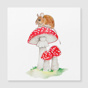 Rato engraçado em um agárico-voador, aquarela