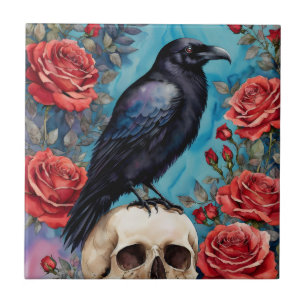 Raven Em Rosas vermelhas De Crânio À Noite