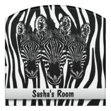 Rebanho de Zebra da Moda em Impressão de Zebra Pes