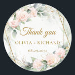 Redondo Adesivo de casamento com verdejante boêmio e moldu<br><div class="desc">Rosinhas cor-de-rosa boho,  folhagens e moldura dourada floral clássico adesivo redondo monograma</div>