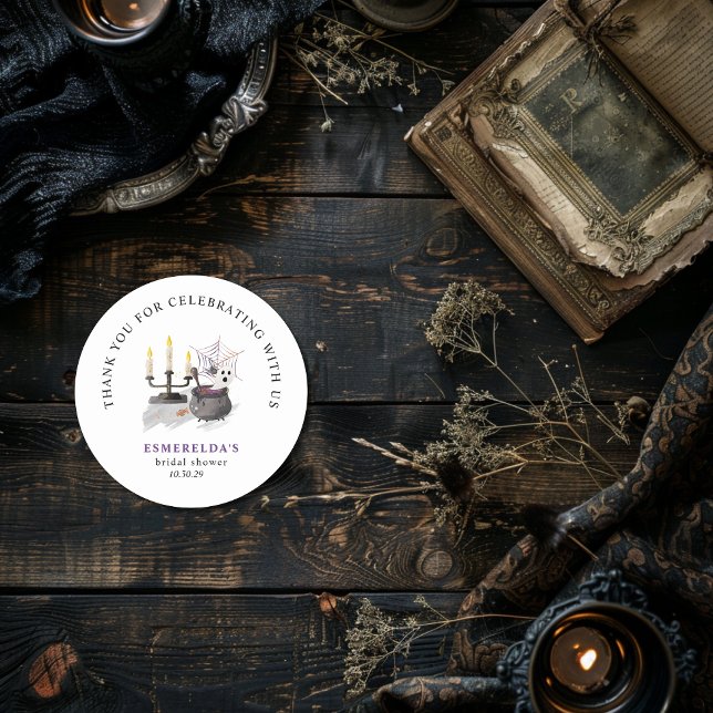 Redondo Adesivo de Chuveiro de Bebê Fantasminha de Hallowe (A LITTLE BOO IS ALMOST DUE BABY SHOWER THANK YOU STICKER )