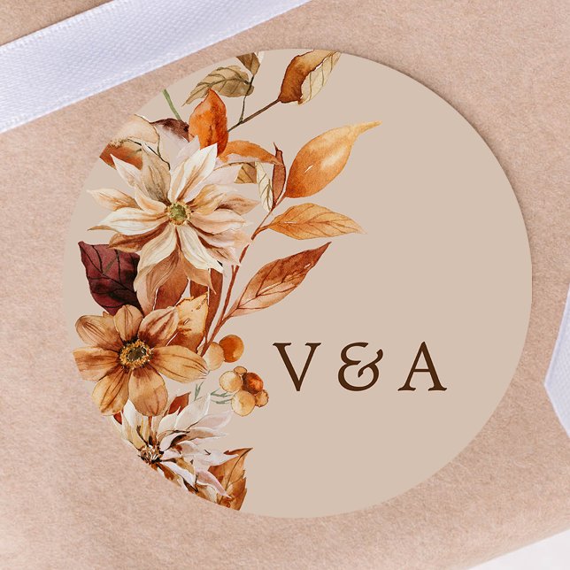 Redondo Adesivo Monogramado de Folhas de Outono Rústico (Rustic Autumn Leaves Monogrammed Round Sticker
by Painted Paperie)