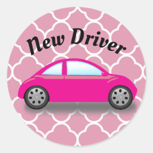 Redondo Carro cor-de-rosa novo com condutor no adesivo cor
