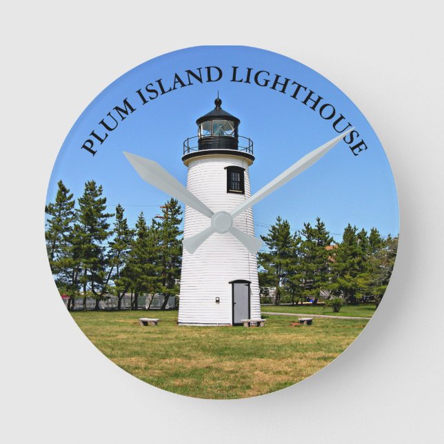 Redondo Farol da Ilha Plum, Relógio de Muro de Massachuset (Frente)