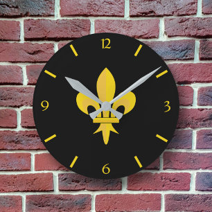 Redondo Fleur de Lis Dourado no Relógio Negro