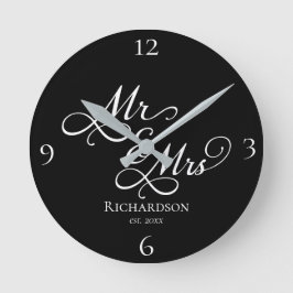 Redondo Relógio de Casal Novo Personalizado