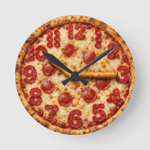 Redondo Relógio de Pizza de Pepperoni – Arte Alimentar Fot