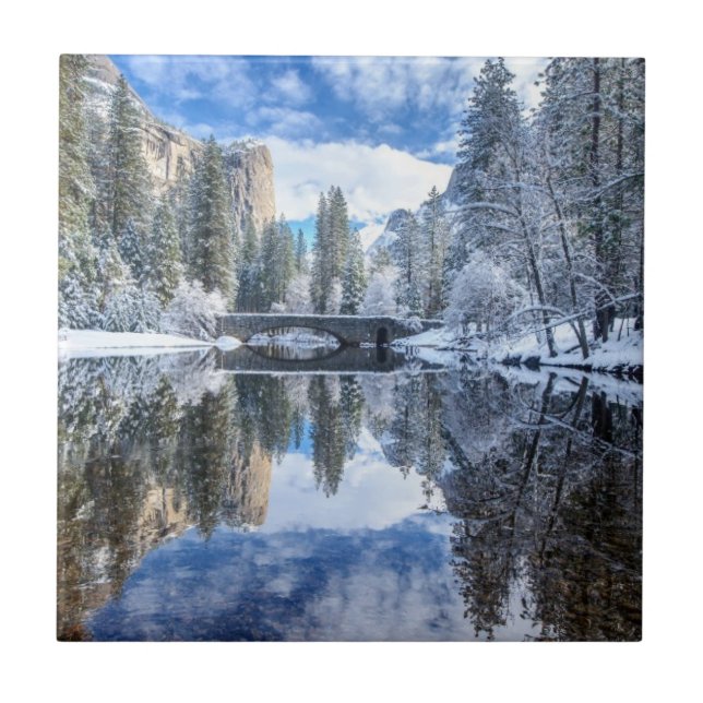 Reflexão do inverno em Yosemite (Frente)
