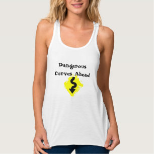 Regata "Curvas Perigosas à Frente" Design de Topo Engraça