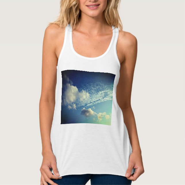 Regata Uma aspersão de nuvens (Frente)