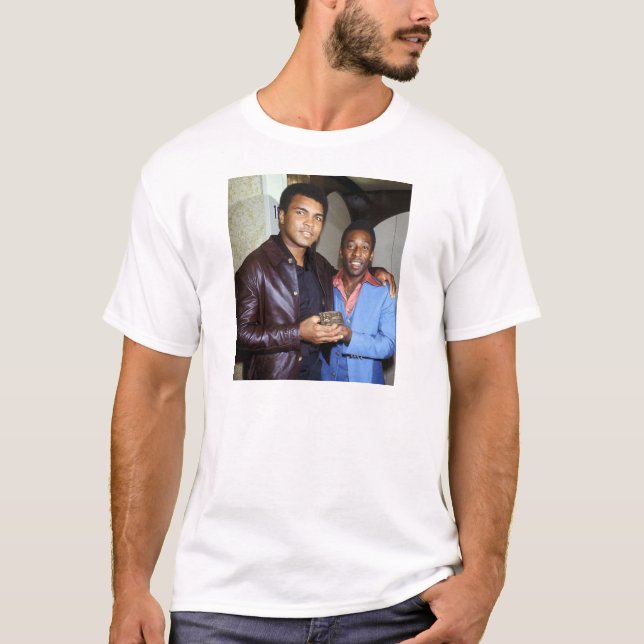 REI DO FUTEBOL E CAMISA DE BOXE (Frente)