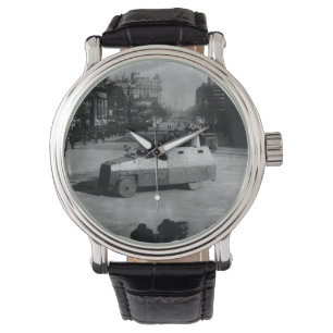 Relógio 27 de março de 1917: Esquadrão dos veículos blinda