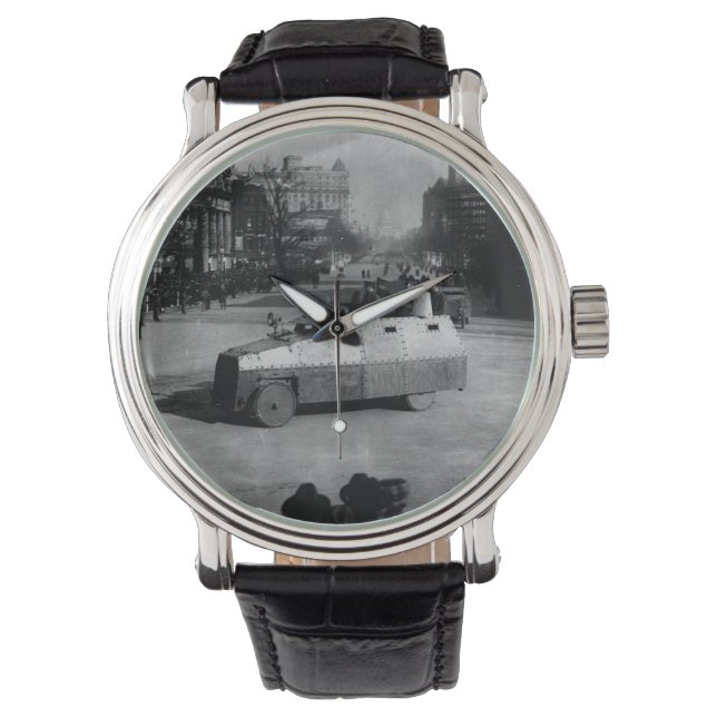 Relógio 27 de março de 1917: Esquadrão dos veículos blinda (Frente)