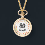 Relógio 80 Birthday Inspirational Funny Floral<br><div class="desc">80 Aniversário Inspiracional Engraçado Relógio Floral. 80 de aniversário de um relógio floral para uma mulher celebrando 80 anos. Uma citação engraçada e motivacional de 80 e daí! é perfeita para uma pessoa positiva com senso de humor. Padrão de flores com flores simples, cor-de-rosa e amarelas, em branco. Excelente como...</div>