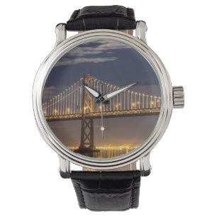 Relógio A lua esta noite sobre a ponte de Bay