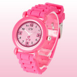 Relógio Adicionar iniciais corações cor-de-rosa<br><div class="desc">Este adorável relógio infantil é perfeito para adicionar um toque pessoal! Personalize-o com as iniciais do seu filho. É um acessório divertido e prático que ajuda os pequenos a acompanhar o tempo enquanto permanecem na moda. As cores e o design doce fazem dele um presente excelente para aniversários, Natal ou...</div>