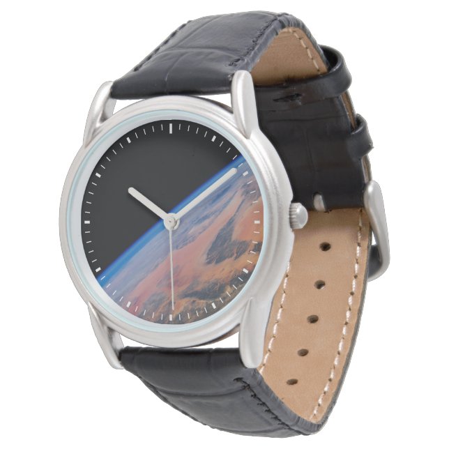 Relógio África norte E O Vasto Deserto Líbio. (Angular)