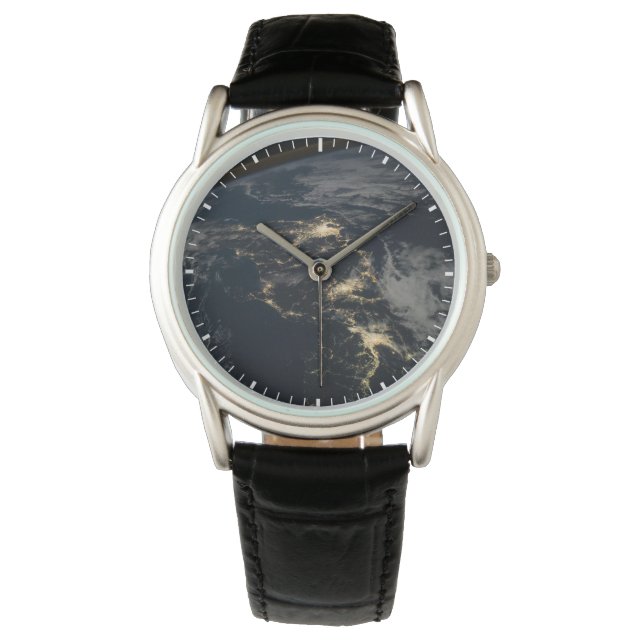 Relógio As Luzes Da Cidade Do Japão À Noite. (Frente)