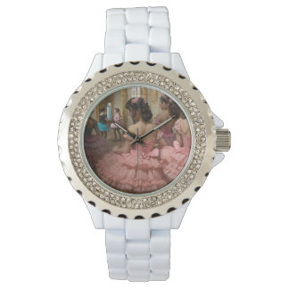 Relógio Bailarinas en una gran sala de estilo rocóco