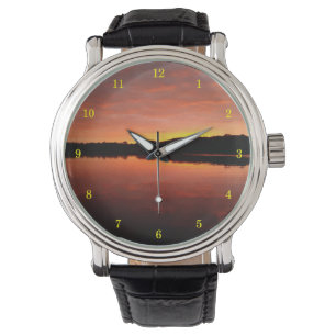 Relógio Belo lago de Kensington no barco em Sunrise