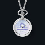 Relógio Belo Símbolo de Astrologia Libra Personalizado<br><div class="desc">Este bonito relógio de Libra roxo e lavanda apresenta seu sinal astrológico do Zodiac em um belo brilho como as constelações. Personalize este belo presente de relógio de pulso com seu nome em roteiro cursivo para alguém com aniversário de final de setembro ou início de outubro.</div>