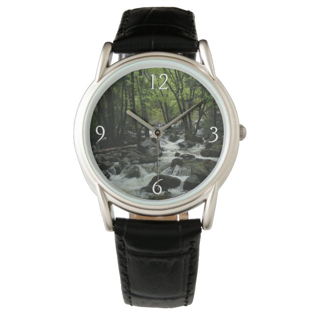 Relógio Bridalveil Creek no Parque Nacional de Yosemite (Frente)