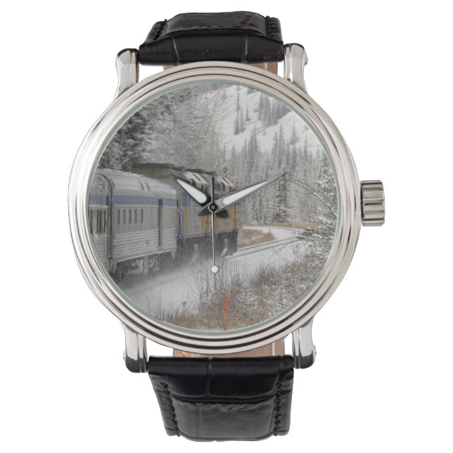 Relógio Canadá, Alberta. VIA Caminho-de-neve entre (Frente)