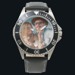 Relógio Casais de Foto do Coração de Amor Coração de Bonit<br><div class="desc">Os Casais de Foto do Coração de Amor Bonito Nomes Personalizados Assistentes mostram sua foto favorita com um coração de amor e personalizados com seus nomes em moderno roteiro branco. Personalize editando o texto na caixa de texto fornecida e adicionando sua própria imagem. Presentes perfeitos para casais, namorado, marido e...</div>