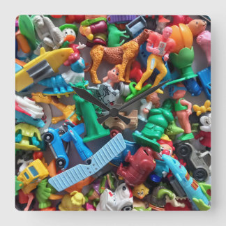 Relógio da parede dos brinquedos