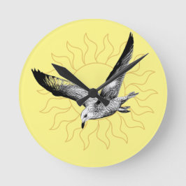 Relógio das paredes estanques e amarelas do sol