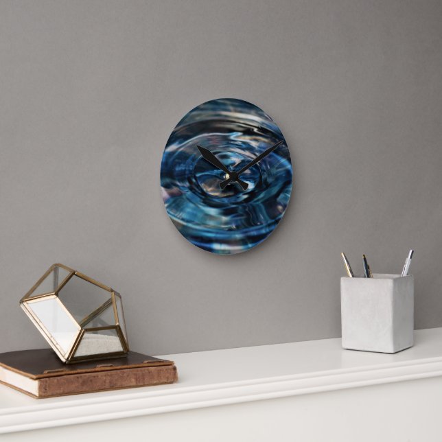 Relógio de Água da Poeta Adiela Akoo (Escritório)