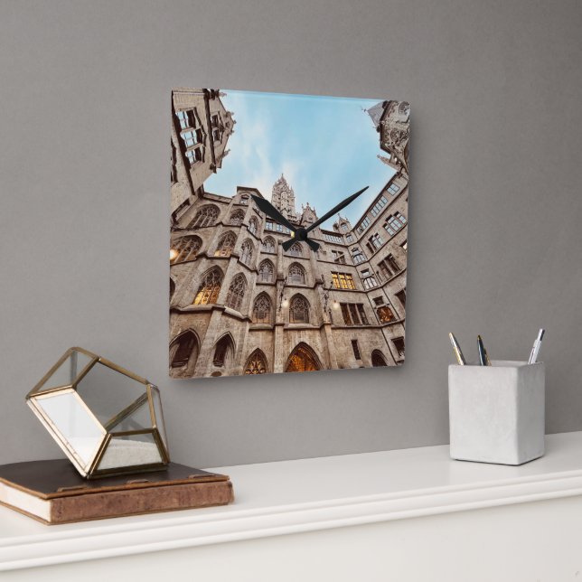 Relógio de Munique, Rathaus-Glockenspiel, (Escritório)