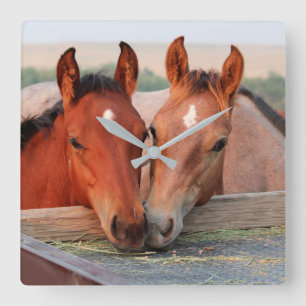 Relógio de Parede com Foto de Dois Cavalos Marrons