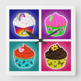 Relógio de Parede Quadrado de Quatro Cupcakes