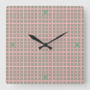Relógio de Parede Quadrado Rosa e Verde Xadrez