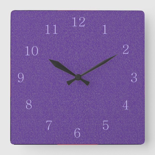 Relógio de Parede Roxo sobre Parede Roxa (Frente)