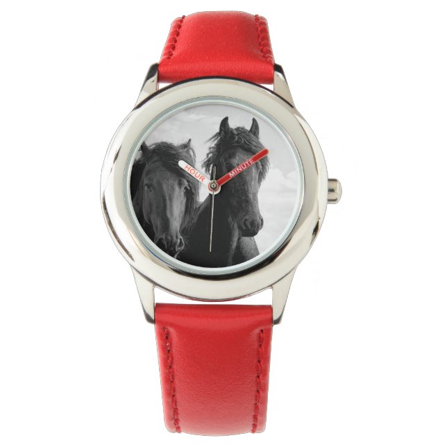 Relógio De Pulso Dois garanhões frisesianos. (Frente)