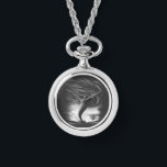 Relógio ein Tornado auf einer Straße in realistischem Stil<br><div class="desc">Spektakulär und gleichzeitig unglaublich faszinierend Motiv eines bedrohlichen Tornados. Einfach grandios faszinierend mit einer unheimlichen Touch.</div>