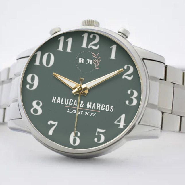 Relógio Elegant Floral Personalized  Monogram Couples name (Criador carregado)