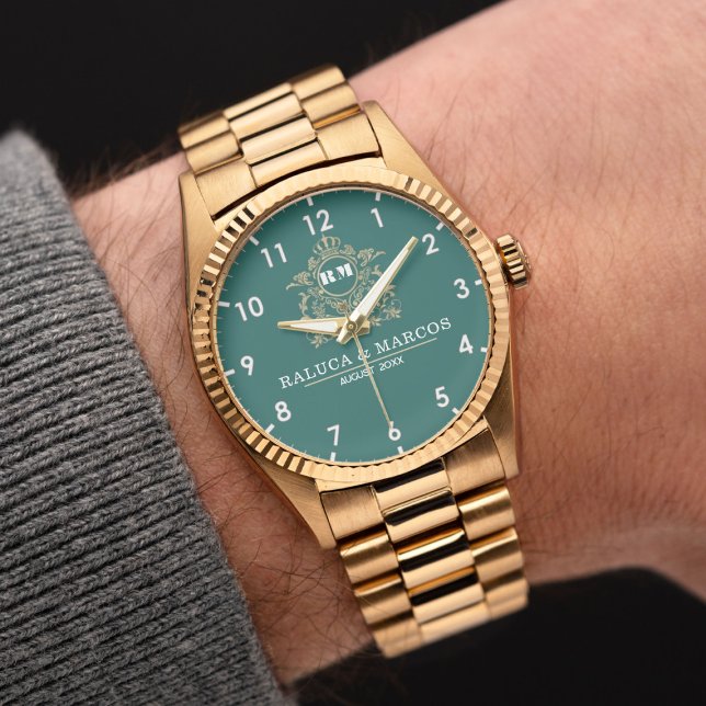 Relógio Elegant Monogram green and gold Couple names (Criador carregado)