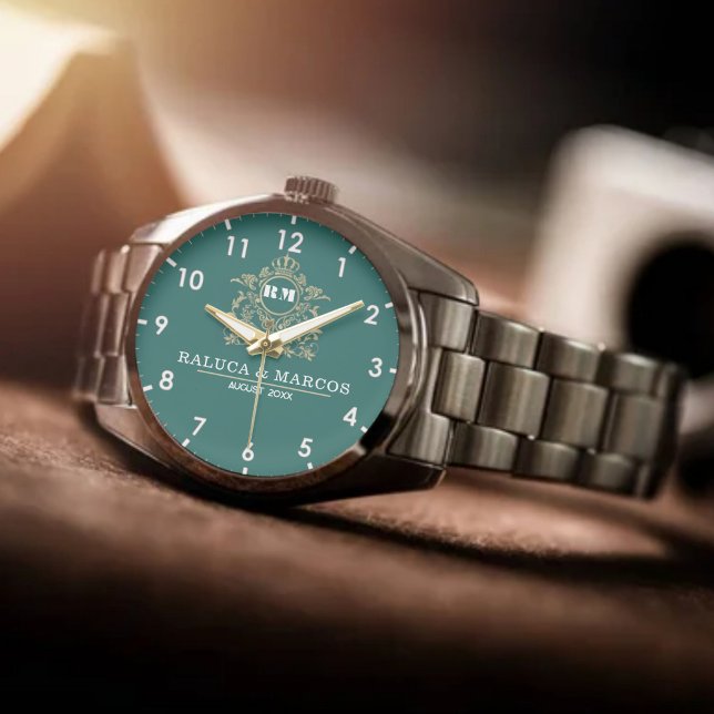 Relógio Elegant Monogram green and gold Couple names (Criador carregado)